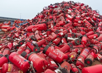 51 908 kg CO₂ och 5 464 kg stål sparades när 1 366 svenska brandsläckare gick till återbruk i Norge 2025.